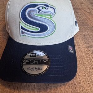 New Era Seattle Seahawks Cream and navy baseball Cap with Logo
